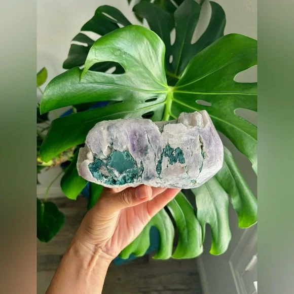 Amethyst - Picture 1 of 5